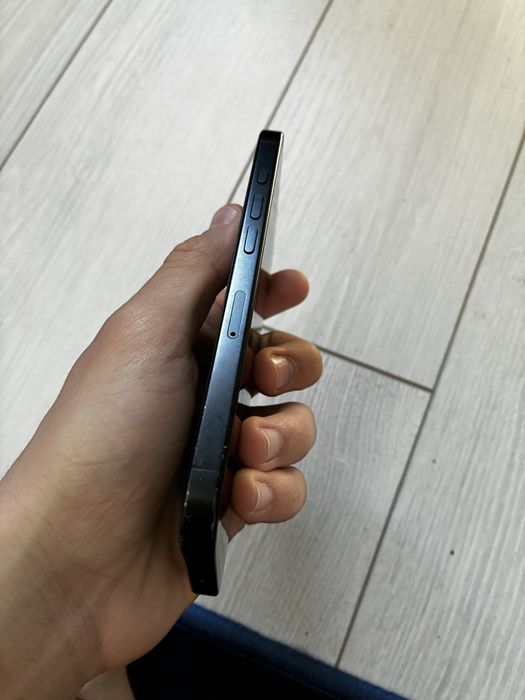 iPhone 16 pro 99%батерия