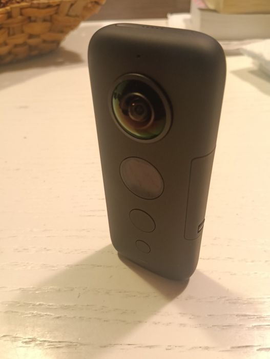 Camera sport 360° Insta 360 one x + accesorii