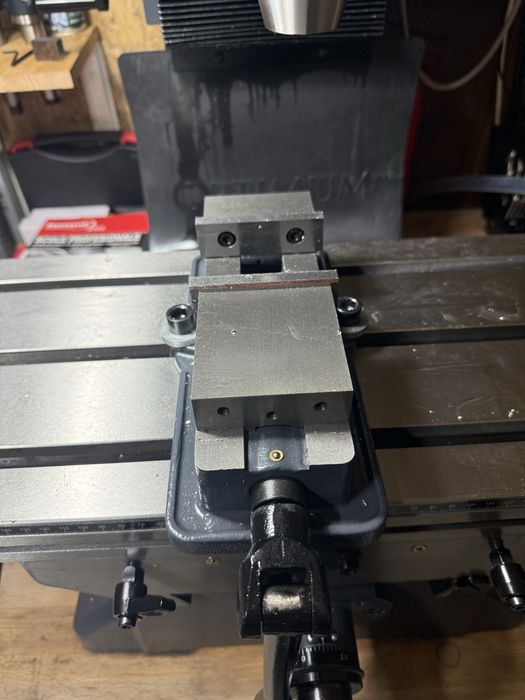 Masina de frezat Optimum MB4