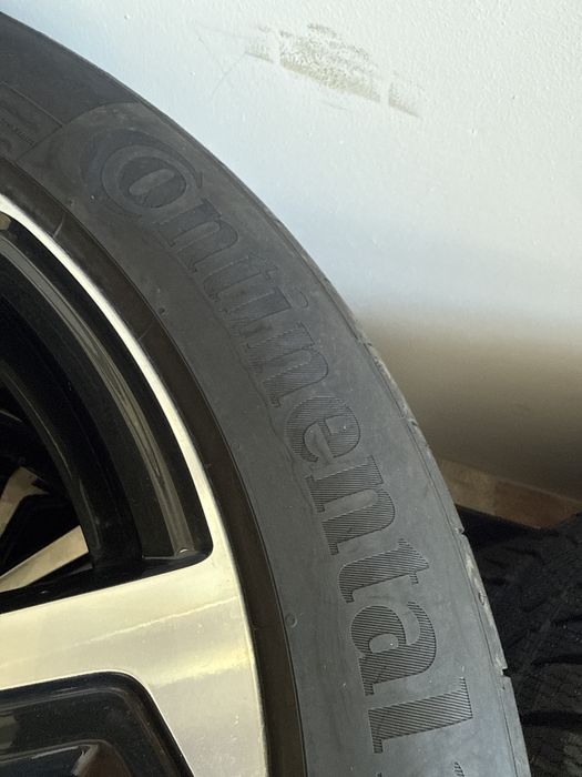 Anvelope de vara Continental 255/45 R19