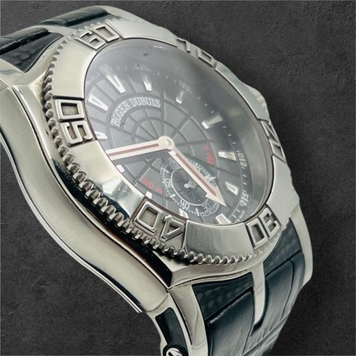 Roger Dubuis EasyDiver мъжки лимитиран часовник