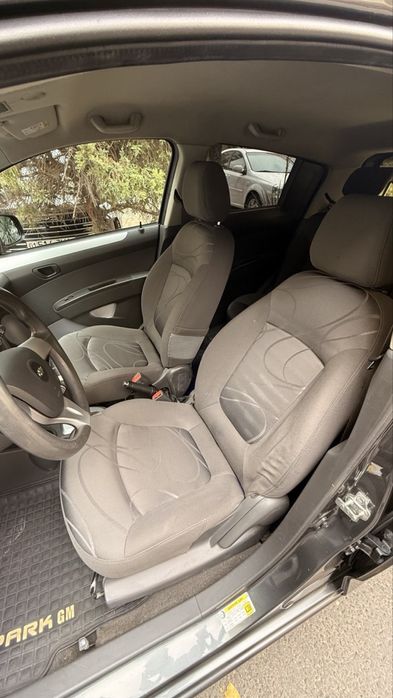 Продается Автомобиль Spark 2019 года