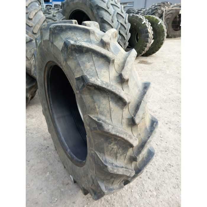 Cauciucuri Trelleborg 360/70R28 pentru John Deere și Massey Ferguson.