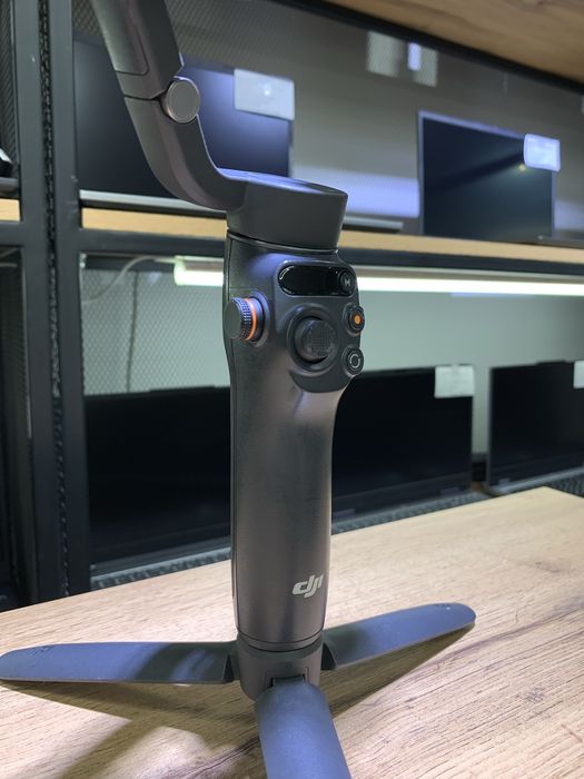Стабилизатор DJI Osmo Mobile 6, состояние хорошее, 10895/А10
