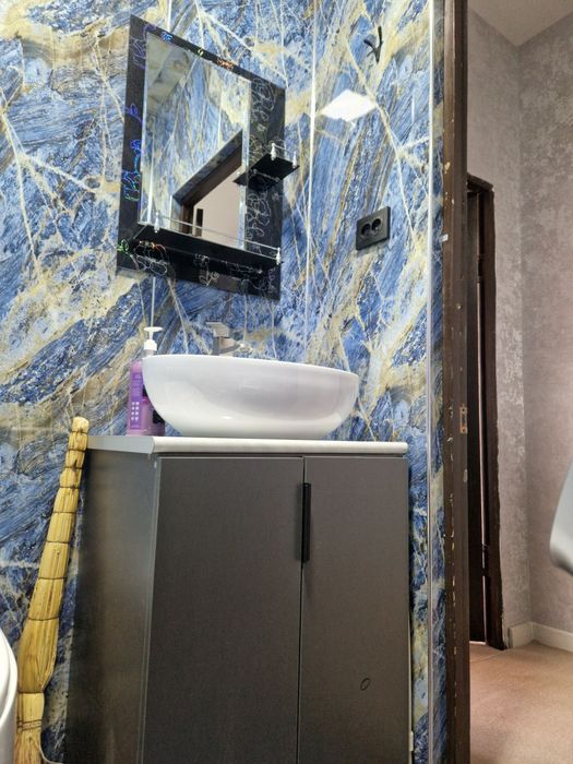 Карасу 6, 1/2/2 с мебель с ремонтом торг уместен 
Недалеко от базарчик