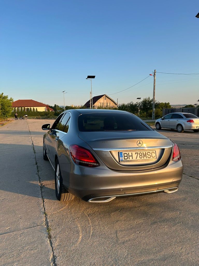 De vânzare autoturism Mercedes C220 .9 G din 2019