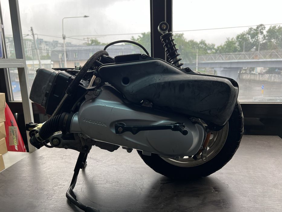 Двигатель-Мотор на Японский Скутер Мопед Honda Today AF61,AF62,AF67,68