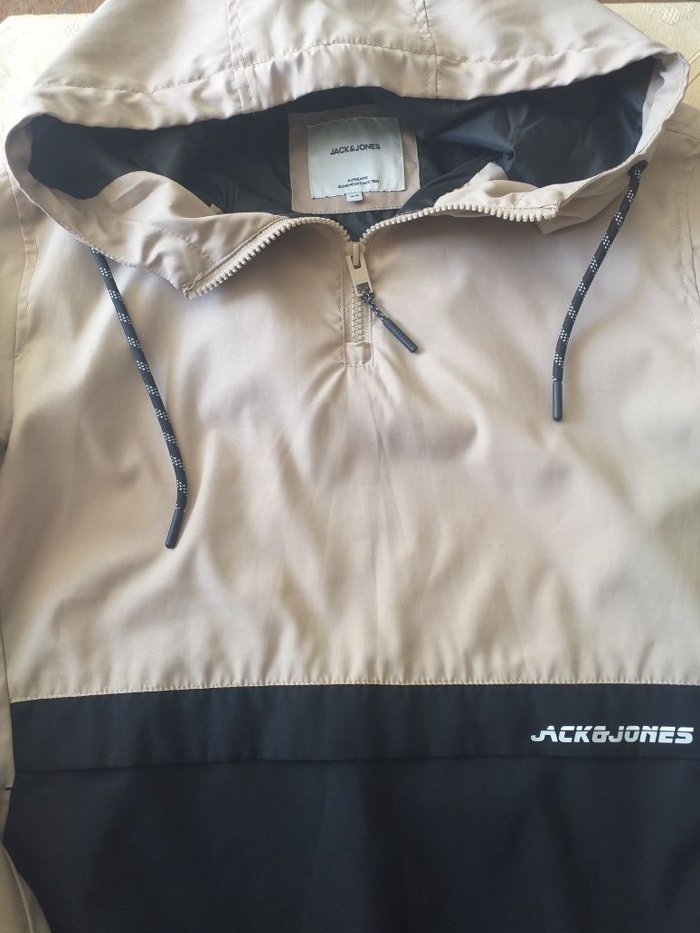 Суитчър, ветровка Jack&Jones