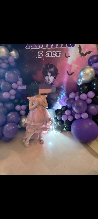 Продаётся красивая детская платье