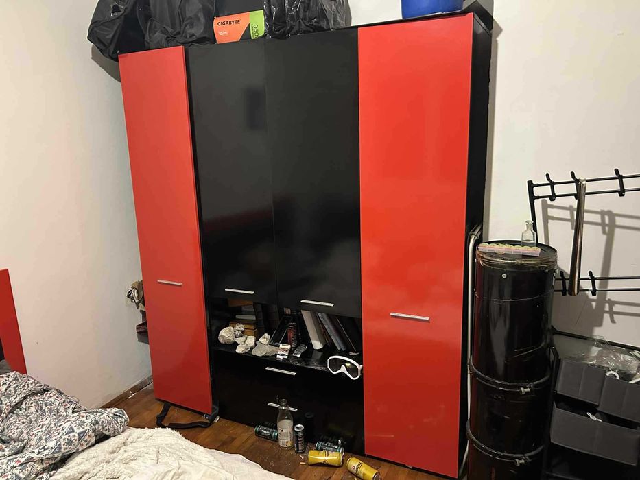 комплект спалня, гардероб, скрин, нощни щкафчета