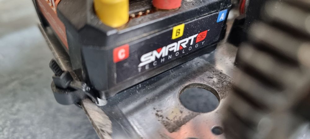 automodel hpi trophy masina telecomanda 4x4