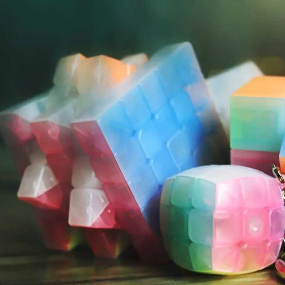 Cub Rubik Sakura Jelly. Semitransparent. Fibră de carbon. Speed cubing