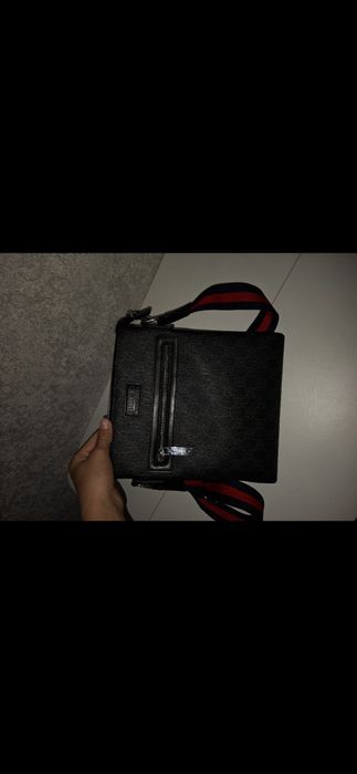 Продам барсетку гуччи