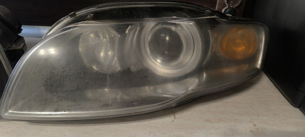 Адаптивни фарове за Ауди А4 Б7 ( Audi A4 B7)