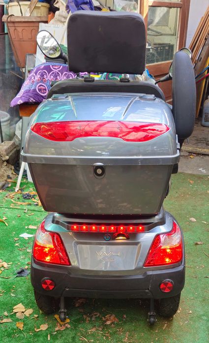 Scuter electric gri