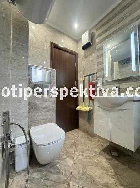 Продава се Тристаен апартамент в Пловдив, Център - 90 кв.м за 1945 €/кв.м - Снимка #6