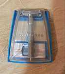 Продавам самобръсначка за класическо бръснене Gillette Slim Adjustable