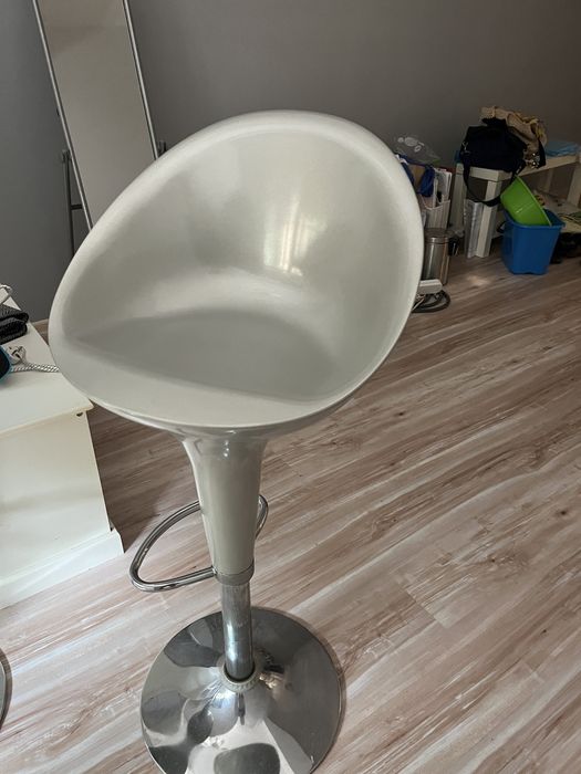 Set masǎ bar si 2 scaune