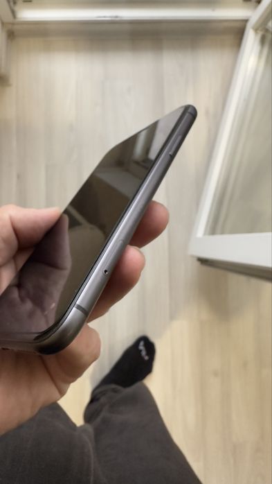 Смартфон  Apple iPhone 11