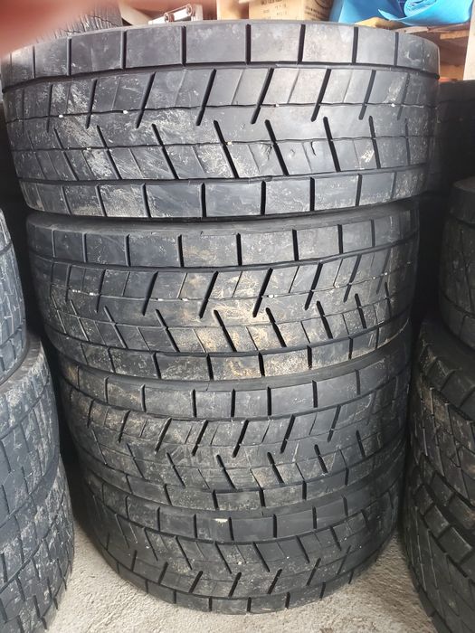 Anvelope   295 60 22.5  camion