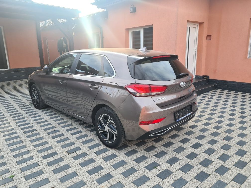 Hyundai i30 2021