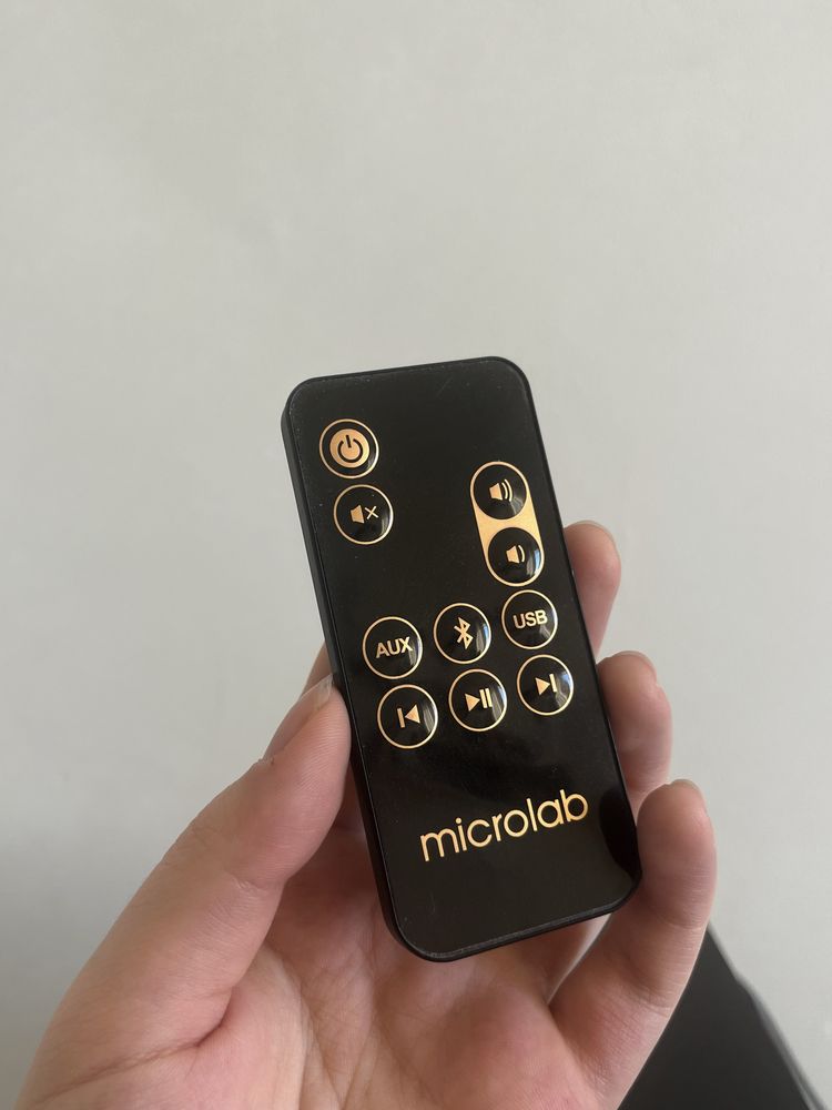 Сабвуфер и колонки Microlab M-108BT