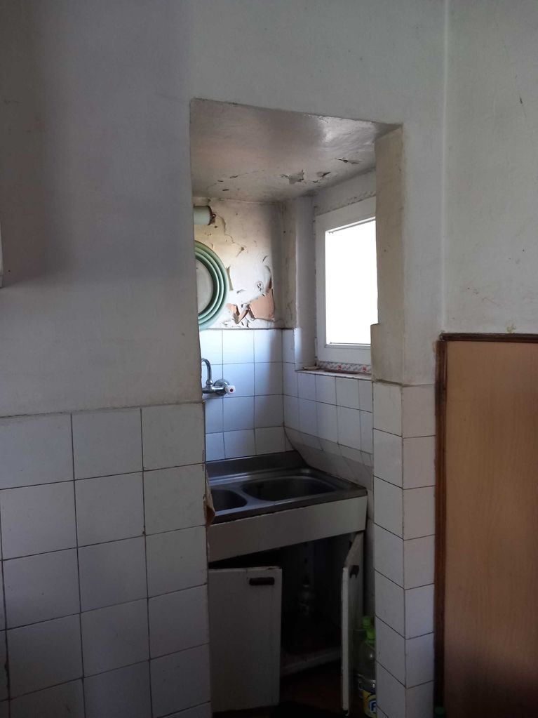Продава се Етаж от къща в Кюстендил, Запад - 100 кв.м за 670 €/кв.м - Снимка #5