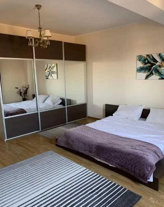 Дава се под наем Тристаен апартамент в Пловдив, Център - 78 кв.м за 214.2 € - Снимка #2