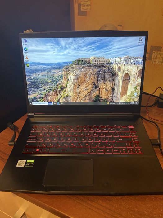 Лаптоп MSI GF65 Thin 10SDR