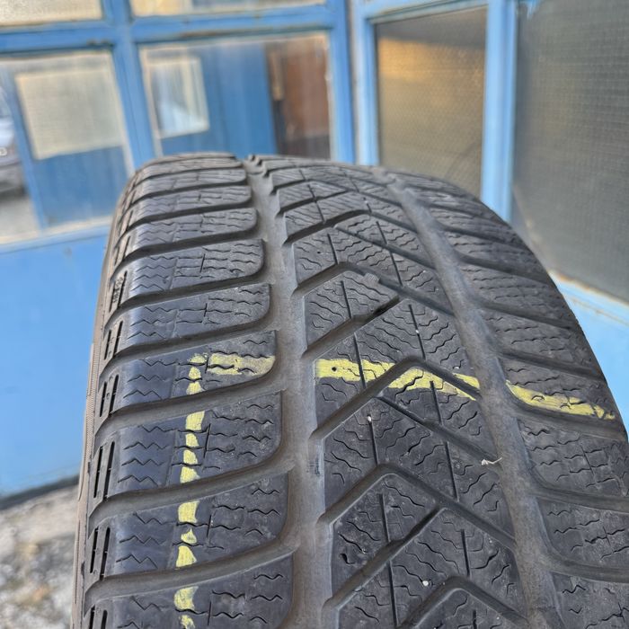 Зимни гуми Pirelli winter sottozero 3 245/45/18