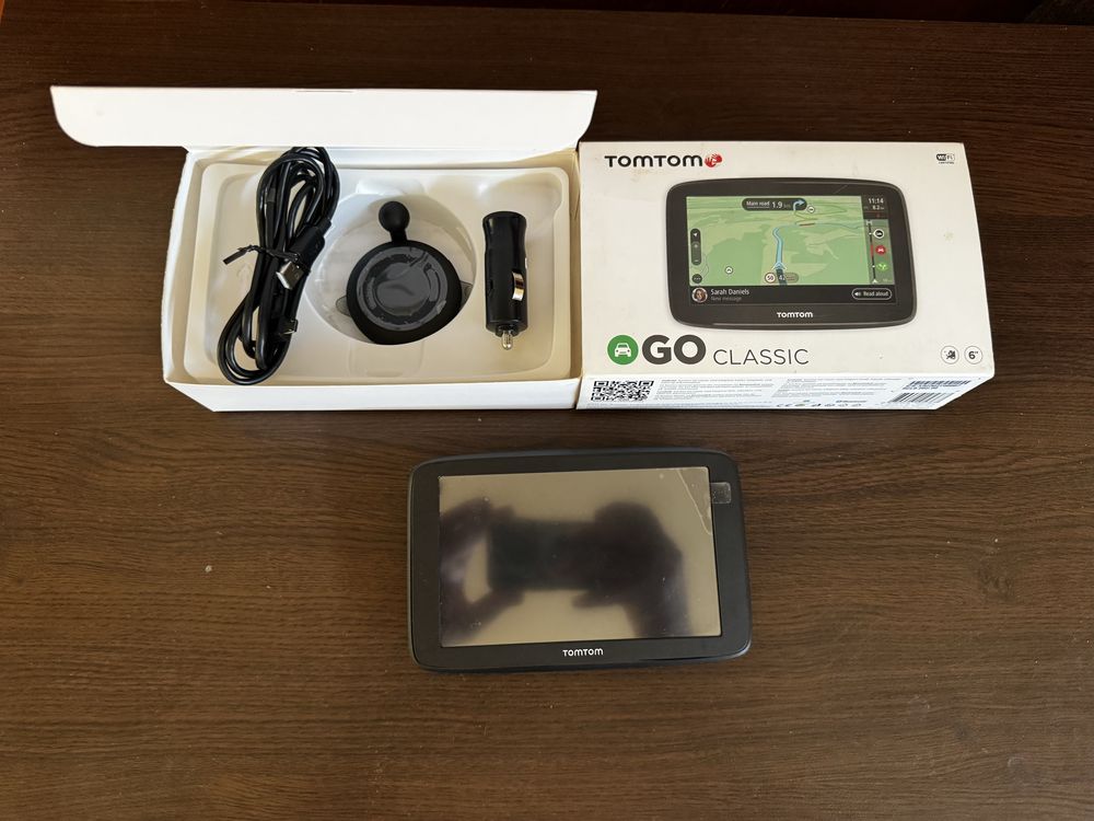 Продавам GPS навигация TomTom GO Classic 6”