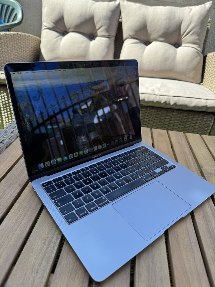 Apple Macbook Air 2020 Impecabil