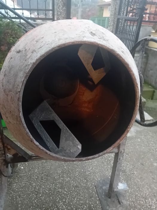 Бетонобъркачка 190 литра