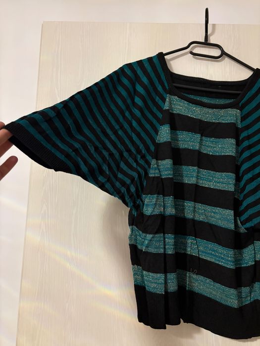 Bluza cu maneci cazute