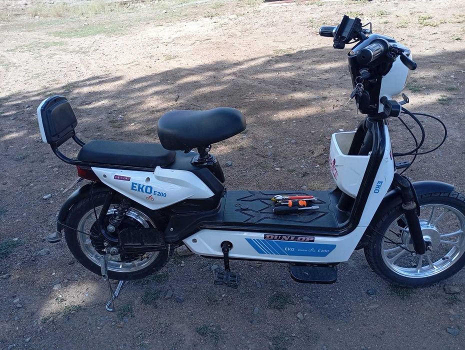 Электро скутер Eko E200