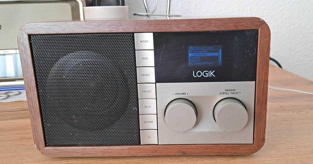 Radio Logik Internet / FM / DAB + / L5DAB13E