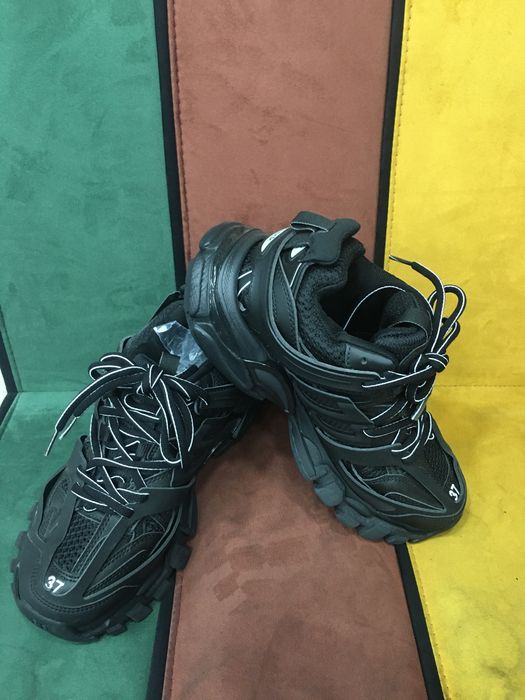 Баленсиага!Дамски маратонки