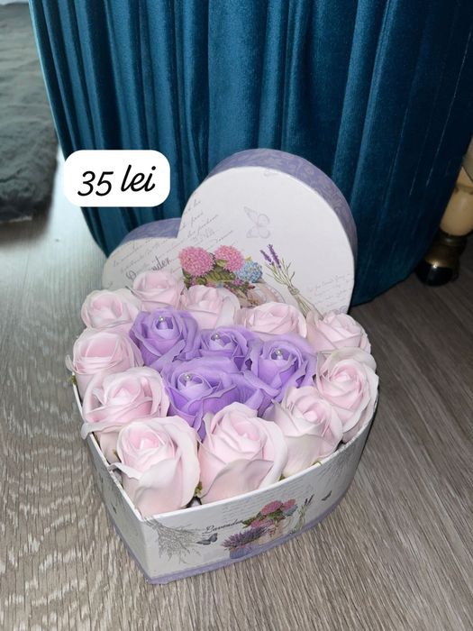 Aranjamente florale din trandafiri de sapun cadoul ideal preturi mici