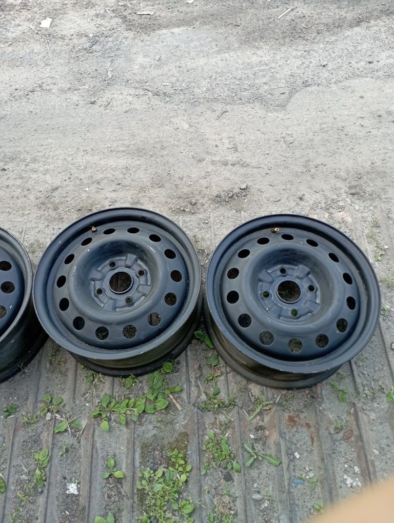 Диски от Мистубиси Галант R 15. 4*113,4