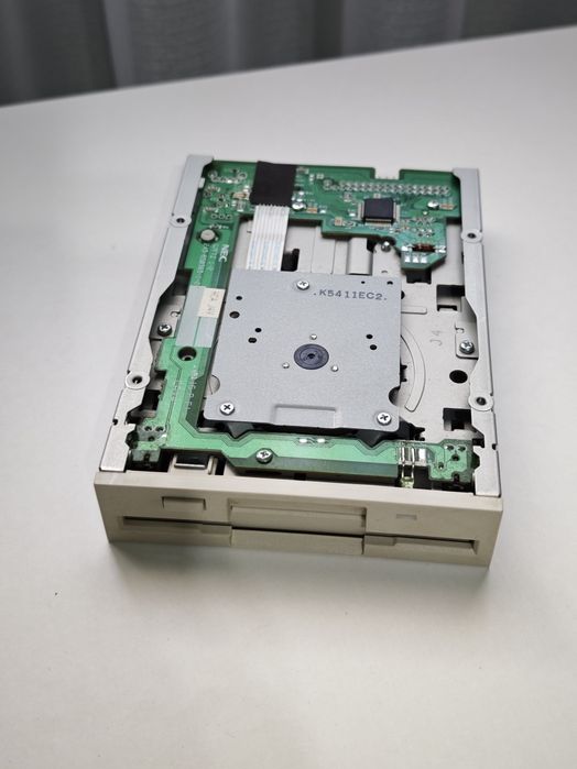 Floppy disk drive Nec FD1231H