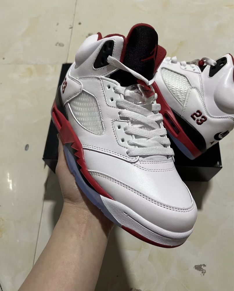 Air Jordan 5 Retro Fire Red Black Tongue