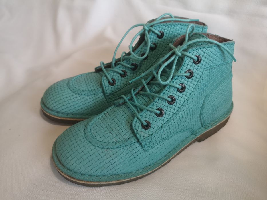 Kickers, естествена кожа, номер 37