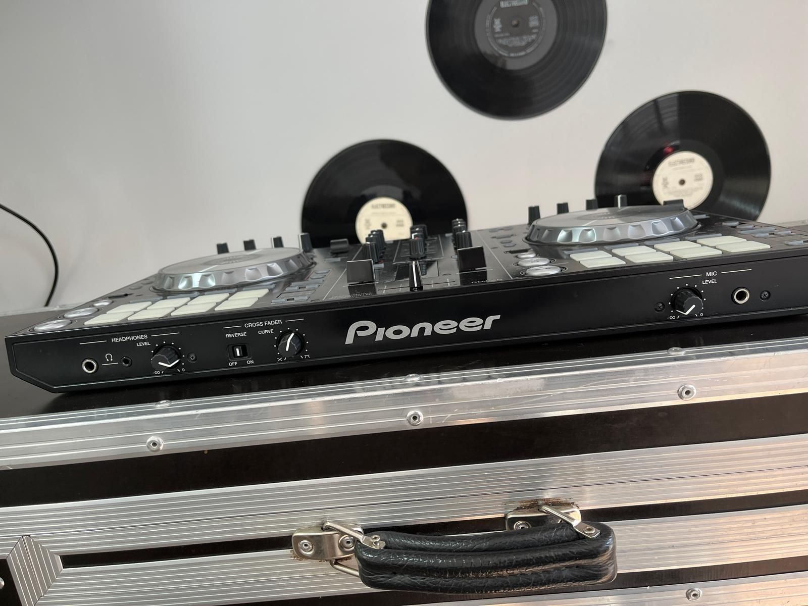 Pioneer DDJ - SR cu case