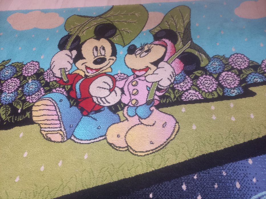 Продаётся ковёр и коврик