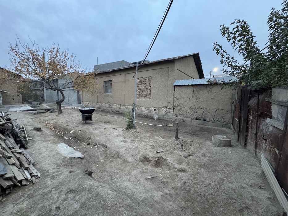 СРОЧНО!! 4 соток ер сотилади Яшнобод т/н Олмос МФЙ, Рохат кругдан 1 км