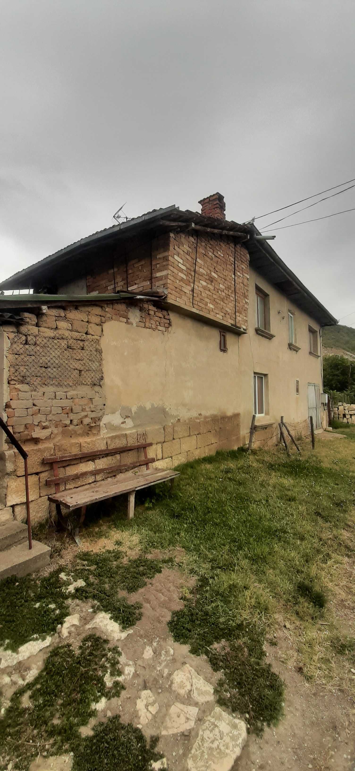 Къща в село Сваленик