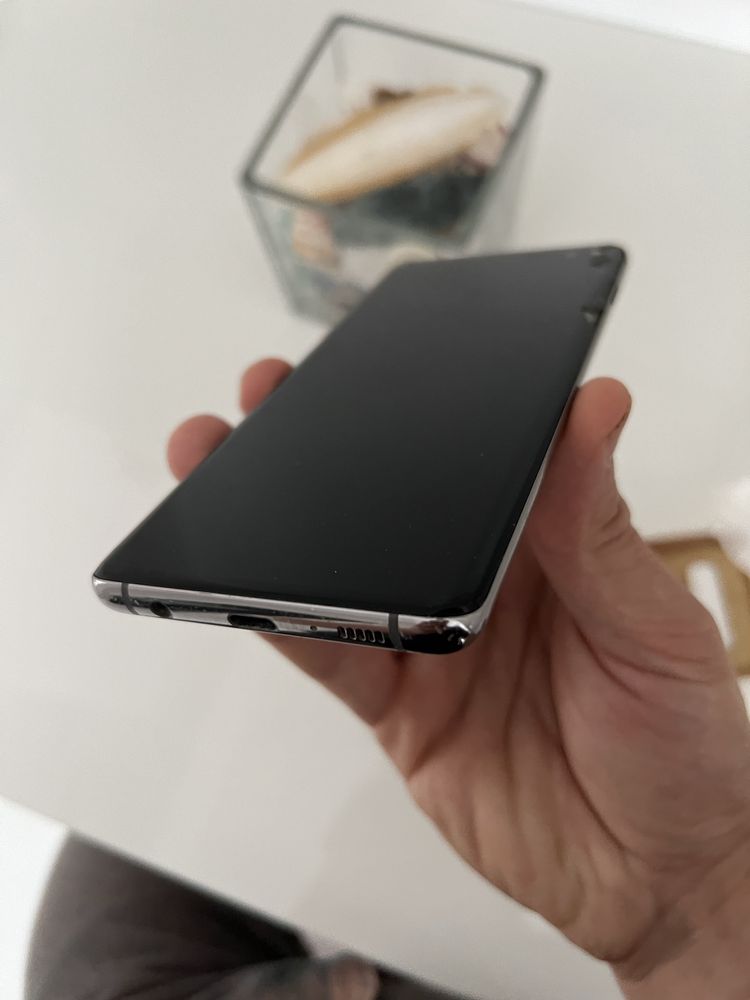 Samsung S10+ spart