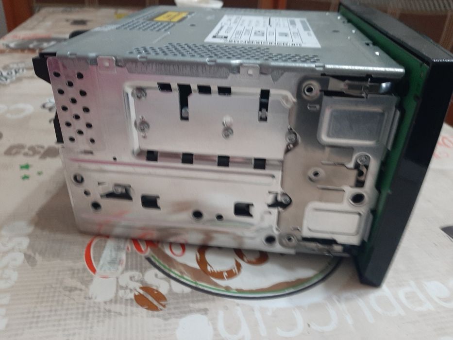 Vând consolă Opel MP 3 second-hand
