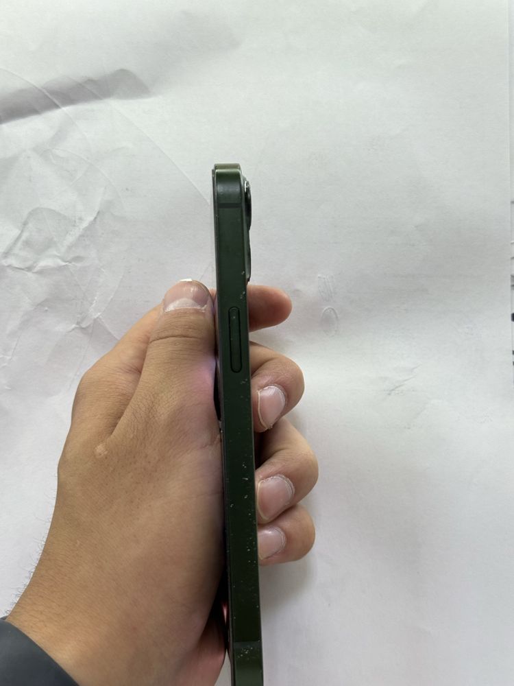 Продам iphone 13