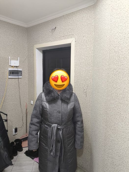 Продам пальто зимную!